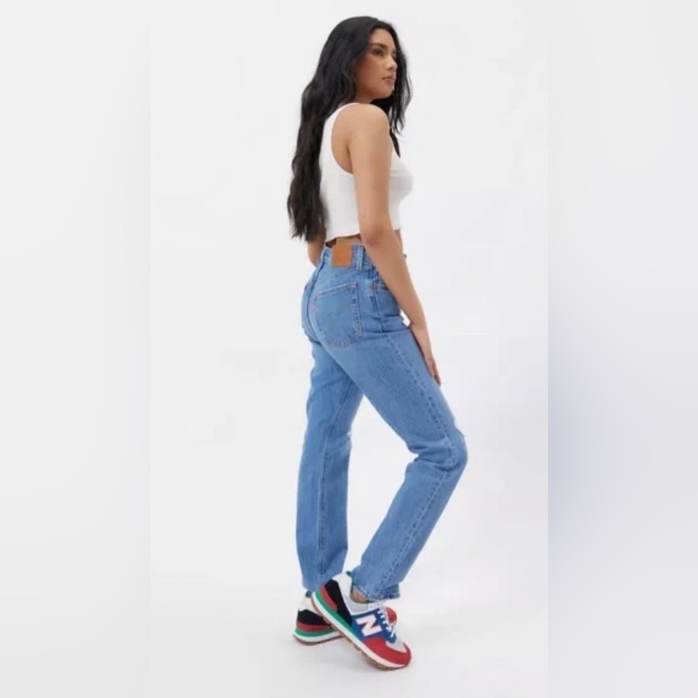 Levi's® Premium 501® ORIGINAL FIT WOMEN'S JEAN - Picture 4 of 4